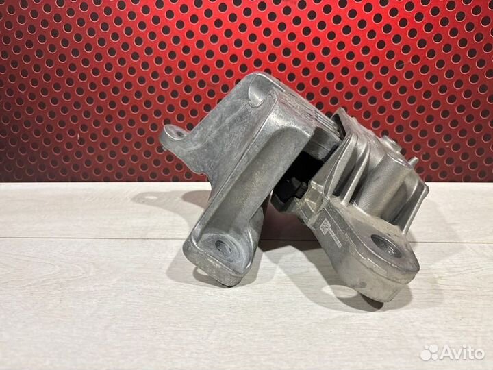 Подушка крепления кпп Ford Focus St MK4 1.5 TDI