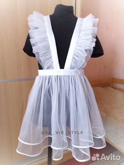 Фартук с двойным крылом