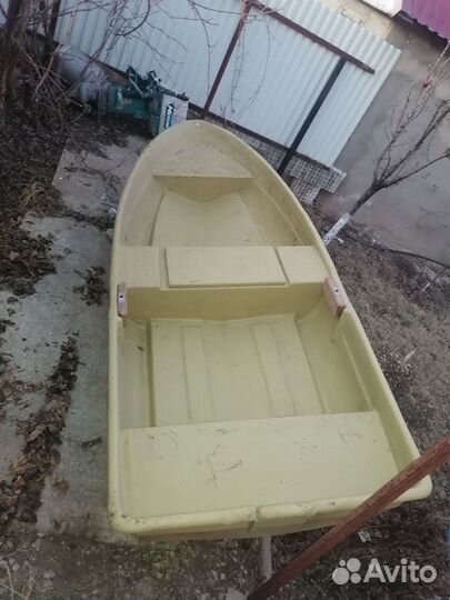 Вёсельная лодка