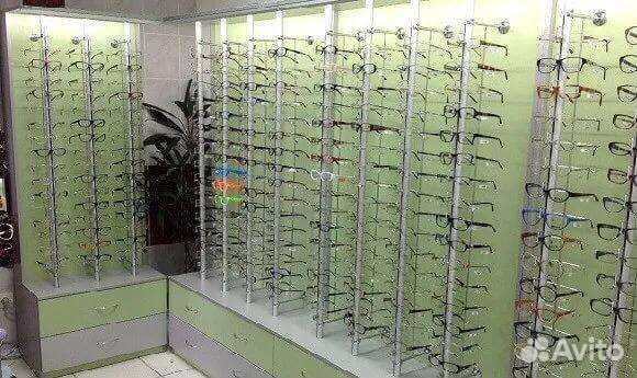 Витрины для магазина оптики