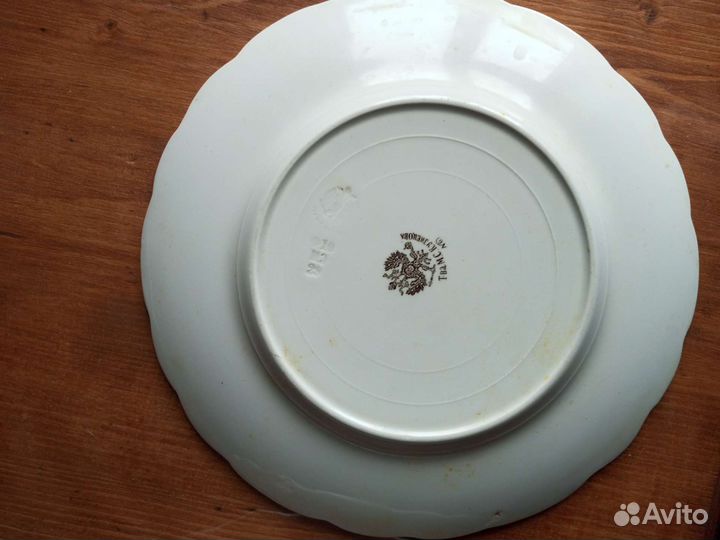 Фарфоровые тарелки Кузнецов