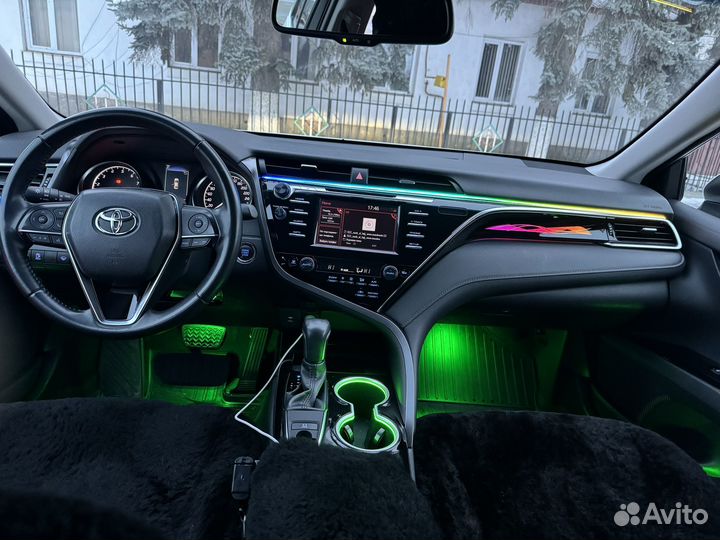 Toyota Camry 2.5 AT, 2020, 75 000 км