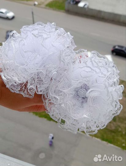 Пышные кружевные бантики с люрексом