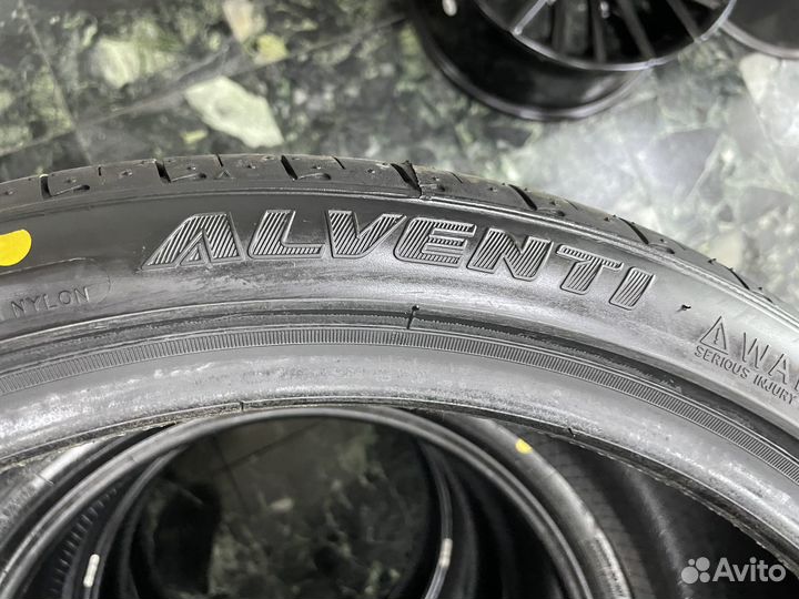 Zeta Alventi 225/40 R19 и 255/35 R19 93Y