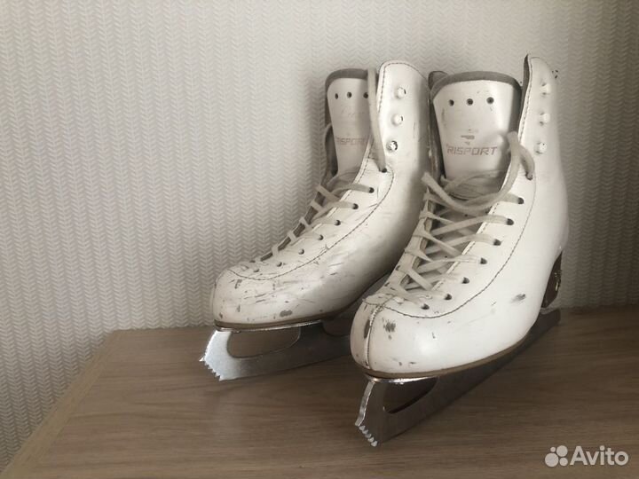 Фигурные коньки risport 215