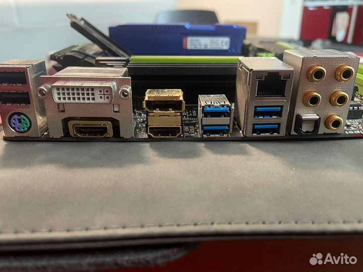 Материнская плата Gigabyte G1.Sniper M5