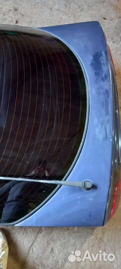 Дверь,крышка багажника Mitsubishi Carizma