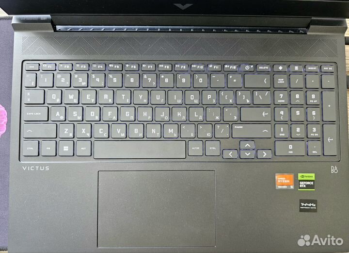 Ноутбук Victus by HP, RTX 4060 8GB, 16-s0011ci