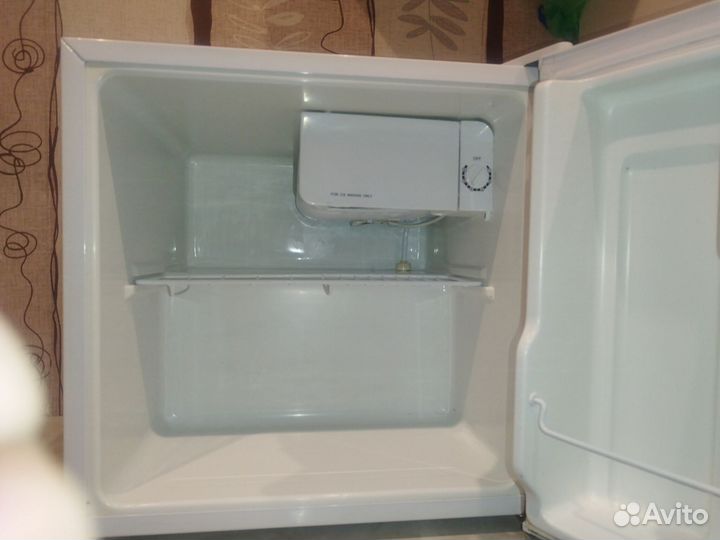 Минихолодильник с морозилкой