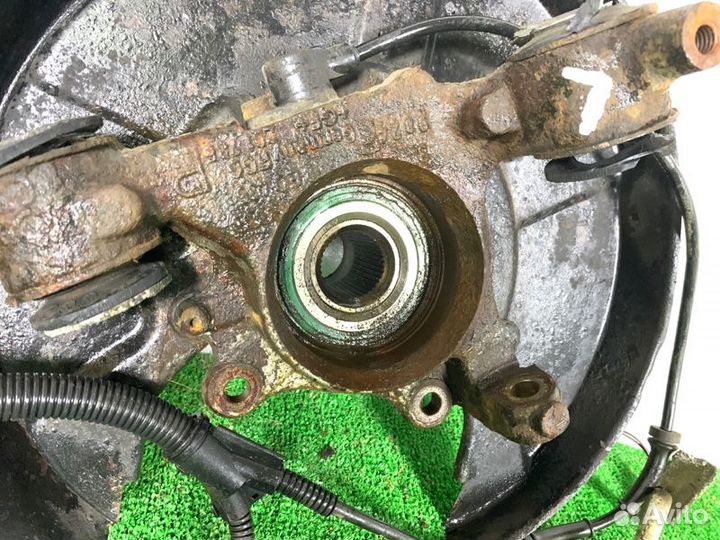 Кулак поворотный задний левый Audi A6 C5 ASN 3.0