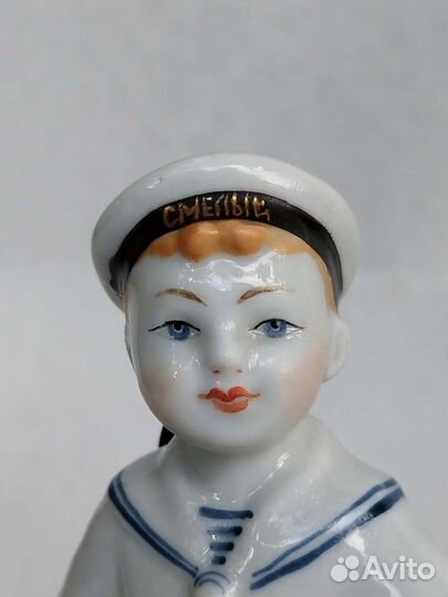 Статуэтка фарфор СССР, юный морячок