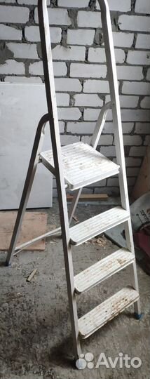 Лестница стремянка