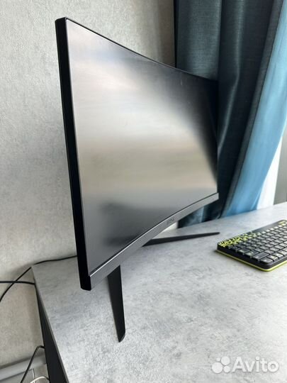 Монитор для компьютера MSI optix G24C6