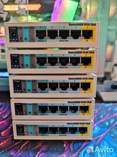 Маршрутизатор Wi fi роутер MikroTik RB951UI-2HND