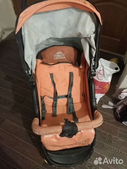 Прогулочная коляска