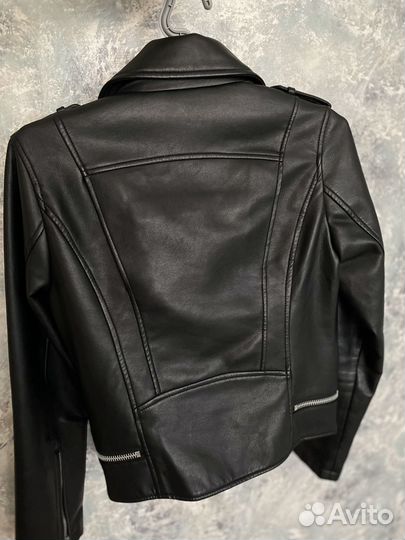 Кожаная куртка косуха Mango