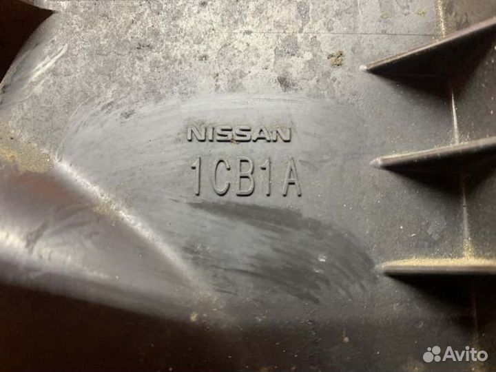 Корпус воздушного фильтра левый Infiniti Fx35 S51