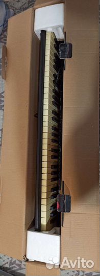 Цифровое пианино бу 61 клавиша