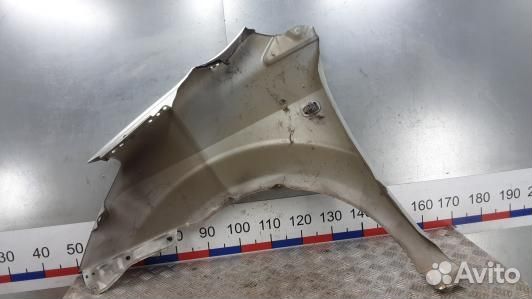 Крыло переднее правое toyota corolla verso 2 (9BR1