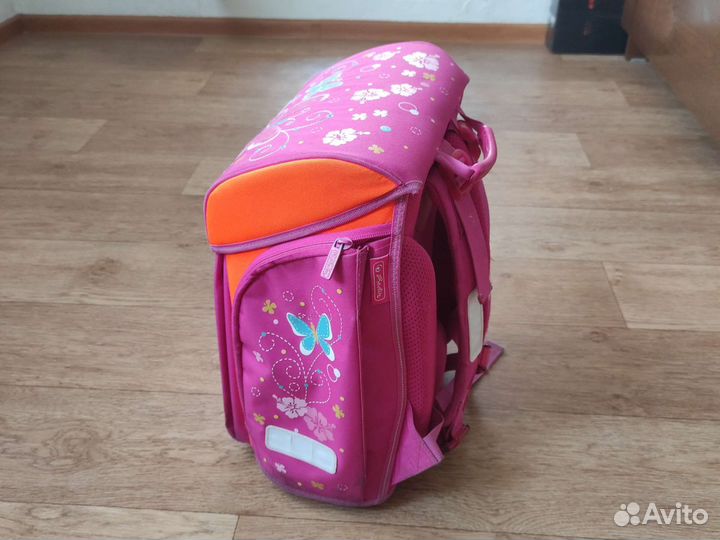 Школьный портфель