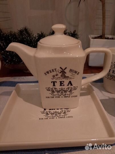 Чайный набор, 2 кружки по 450 мл. Новый