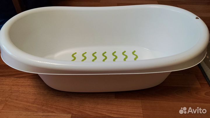 Ванночка для купания новорожденного