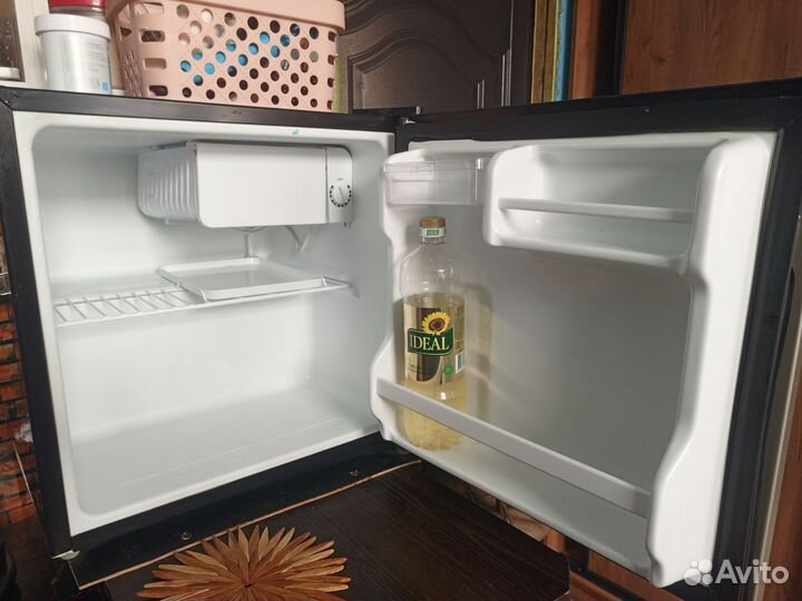 Холодильник маленький