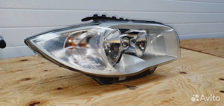 Фара правая BMW E87