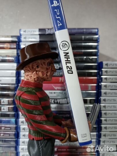 Игра PlayStation 4 NHL 20