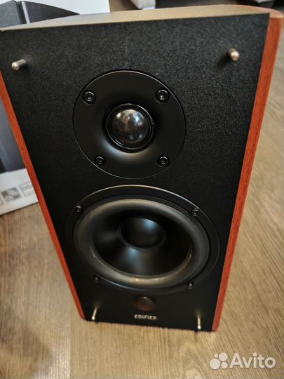 Колонки Edifier r2000db Полочная акустика