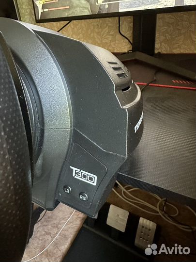 Игровой руль thrustmaster t300rs gt + педали