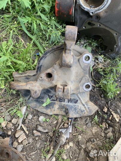 Поворотные кулаки Opel Omega