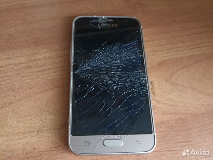 Телефон Samsung
