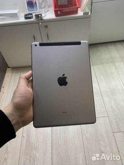 iPad 5 2017 32gb sim