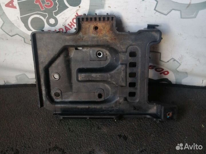 Площадка под аккумулятор Kia Ceed Ed