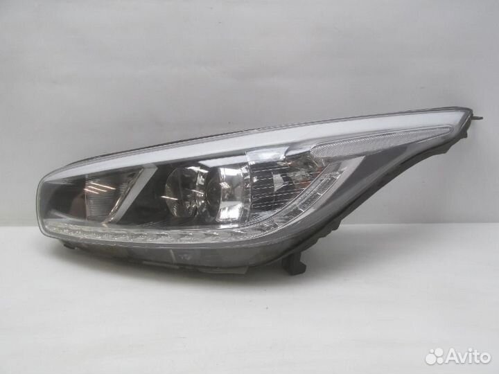 Фара левая Kia Ceed