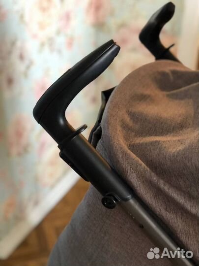 Прогулочная коляска peg-perego si