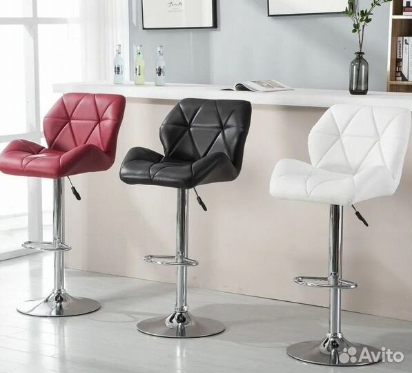 Стул для мастера педикюра, косметолога