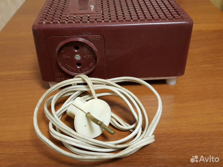 Стабилизатор напряжения Вега-7