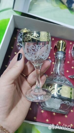 Графин с рюмками