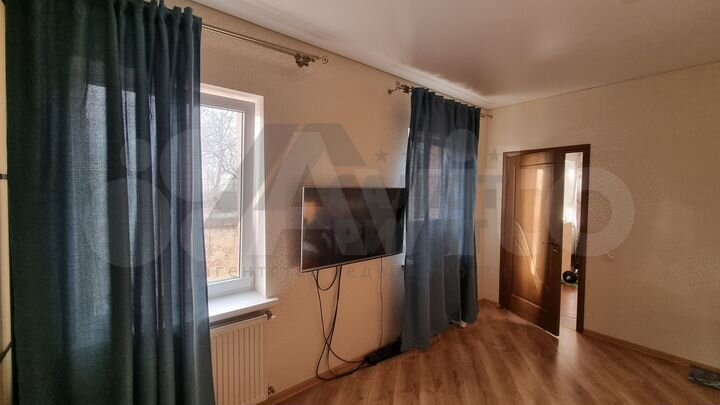 3-к. квартира, 82 м², 1/3 эт.