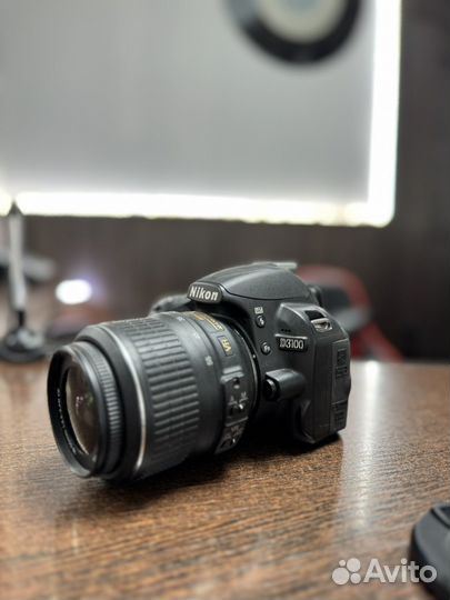 Зеркальный фотоаппарат Nikon D3100