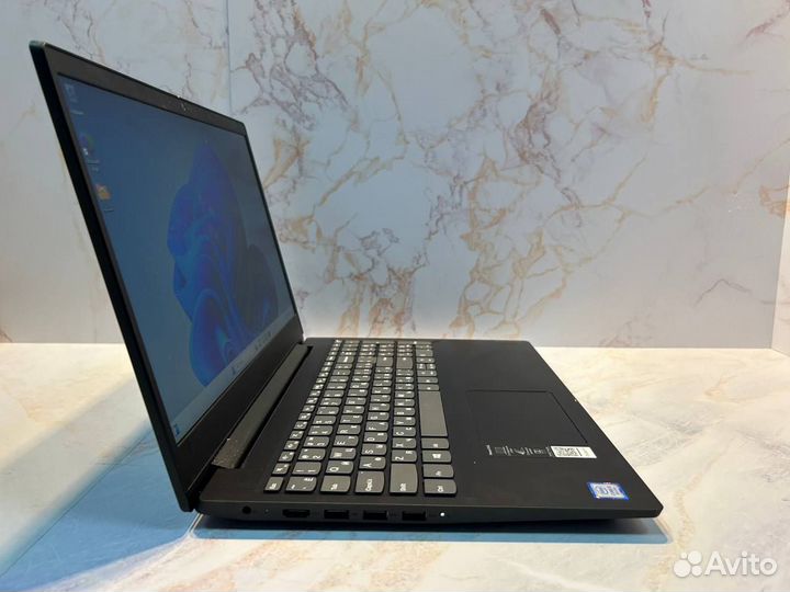 Ноутбук Lenovo S145-IKB. Core i3