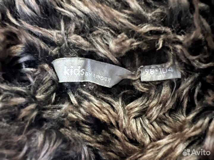 Жилетка вязаная состояние новой