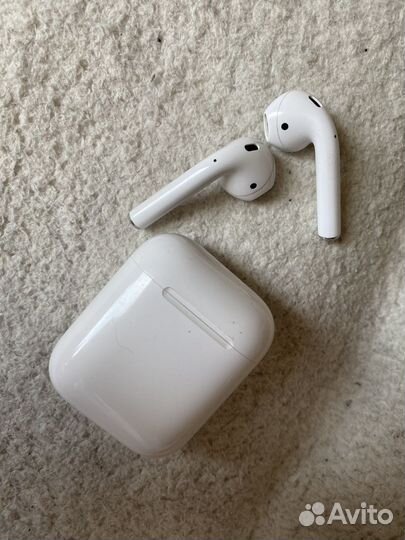 Airpods 1 го поколения