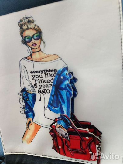 Женский спортивный костюм