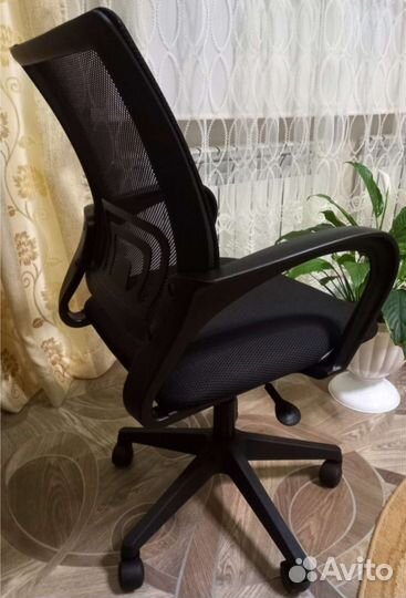 Компьютерное кресло новое