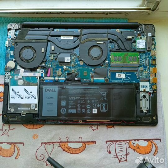 Ноутбук Dell P75F