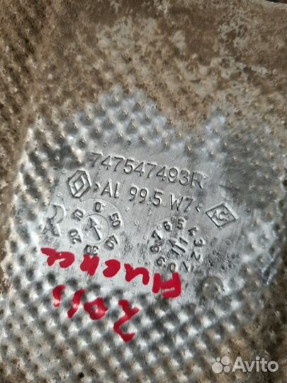 Тепловой экран Renault Fluence седан M4R 2011