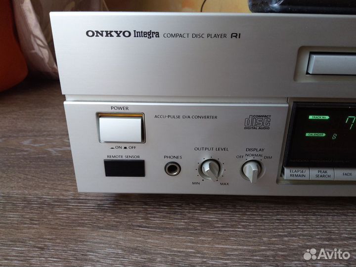 Cd проигрыватель Onkyo integra DX-6770 hi-fi